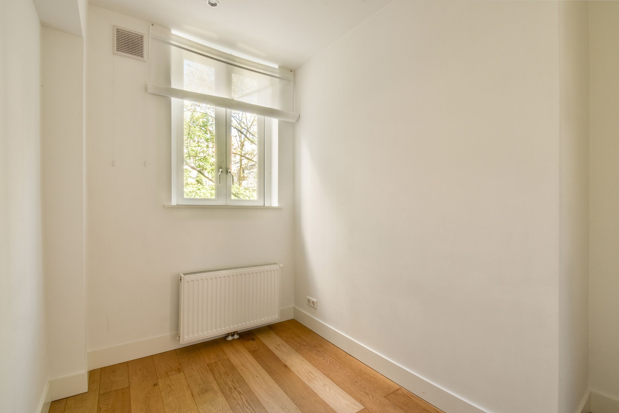 Photo 21 of Bilderdijkstraat 209-1