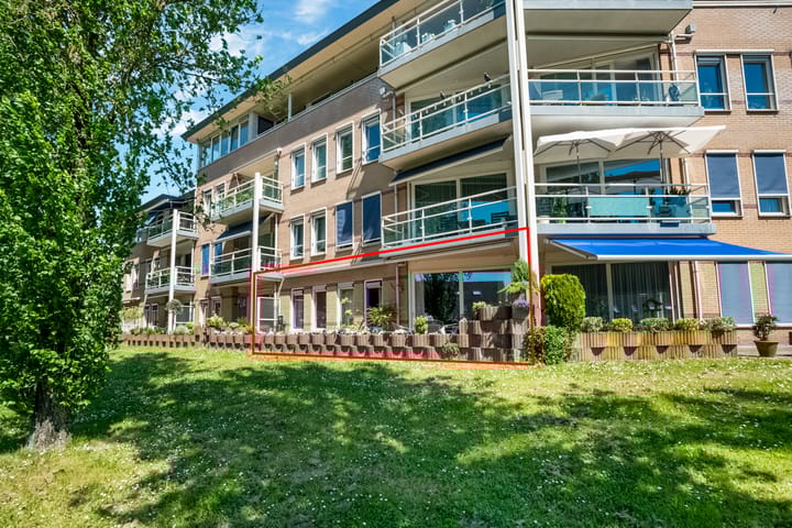 Foto 2 van Meester Linssenhof 27