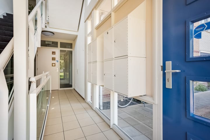 Foto 11 van Meester Linssenhof 27