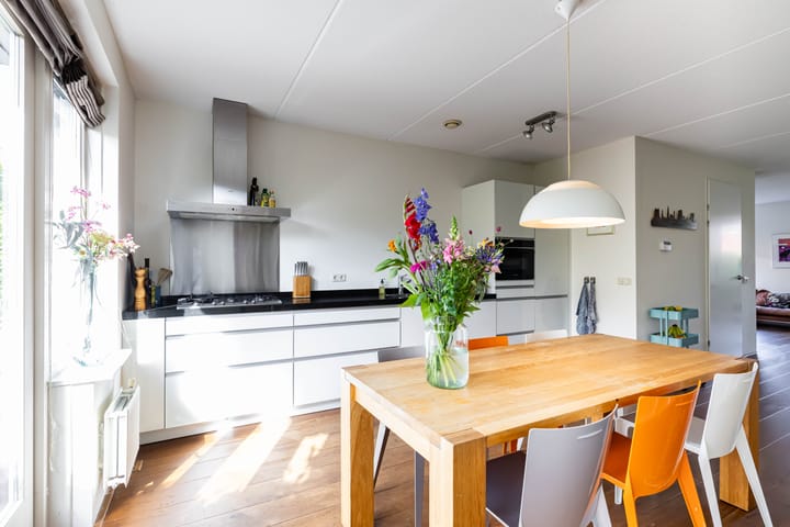 Foto 28 van Alberdina Beerlinglaan 30