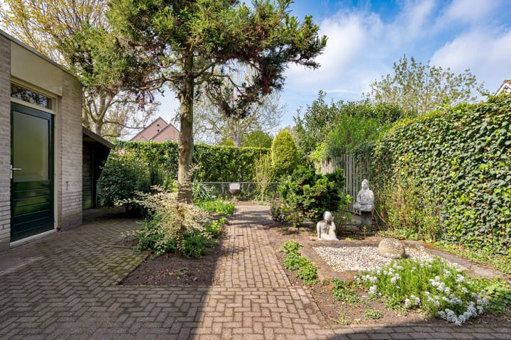 Photo 4 of Schubertstraat 8