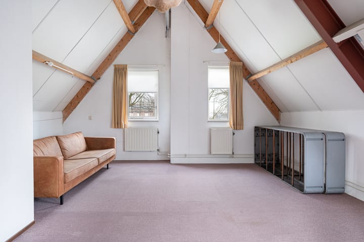 Photo 19 of Schubertstraat 8