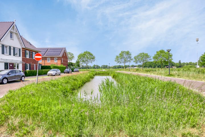 Foto 48 van Veldbies 33