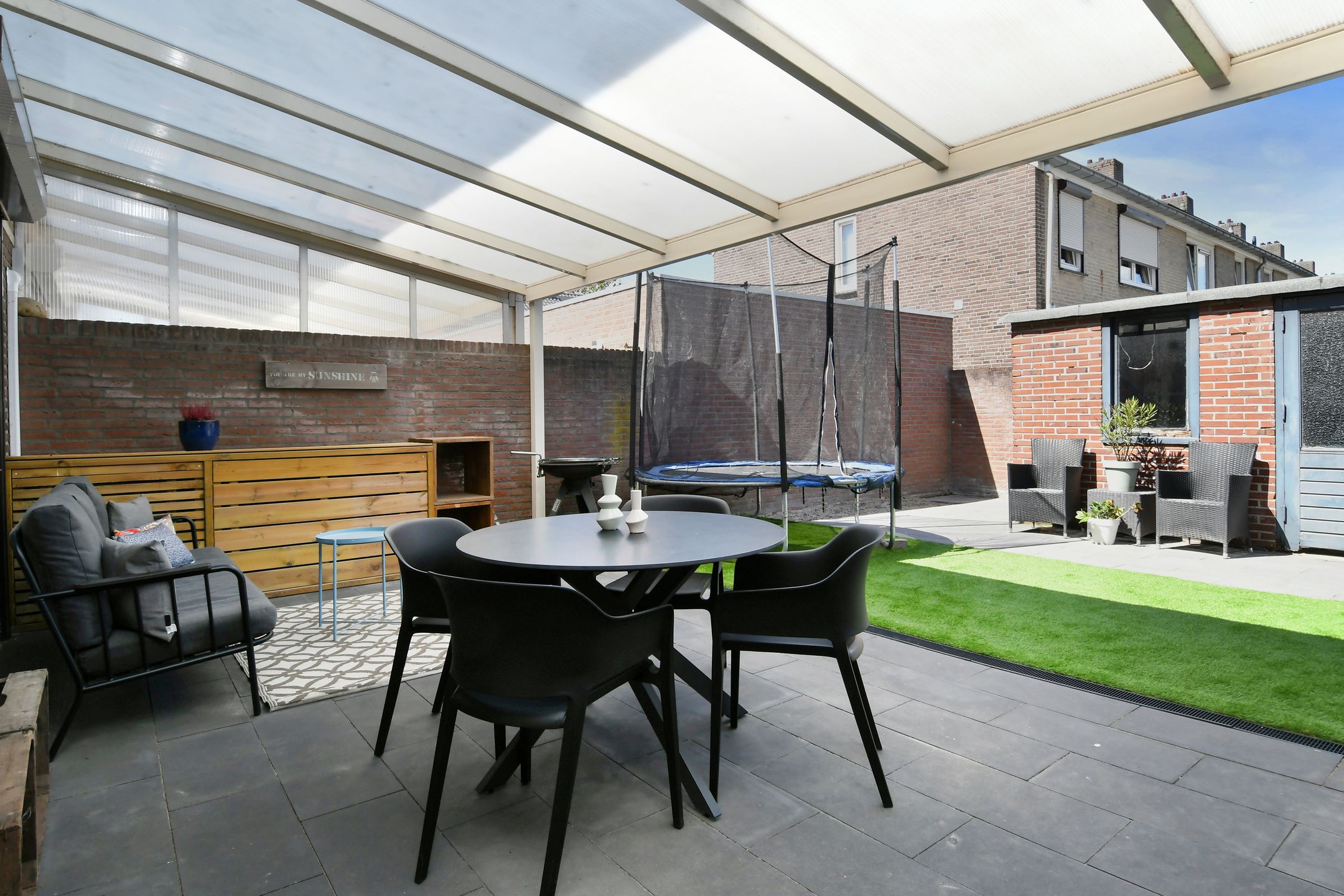 Photo 18 of Overmazestraat 19