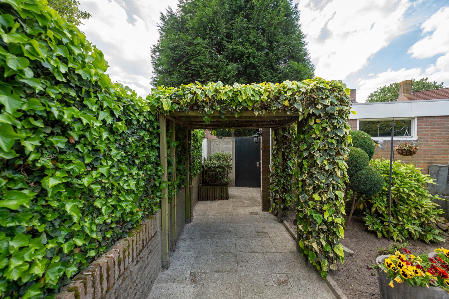 Foto 35 van Bruggenrijt 25