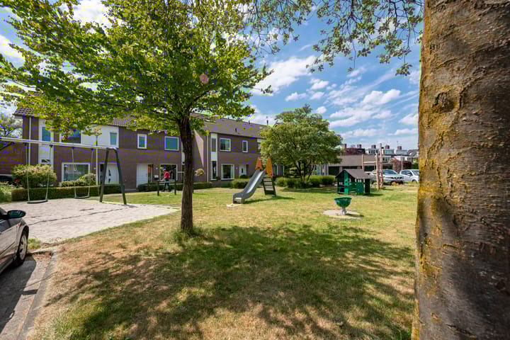 Foto 37 van Bruggenrijt 25