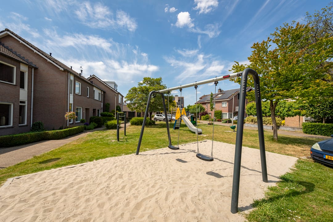 Foto 38 van Bruggenrijt 25