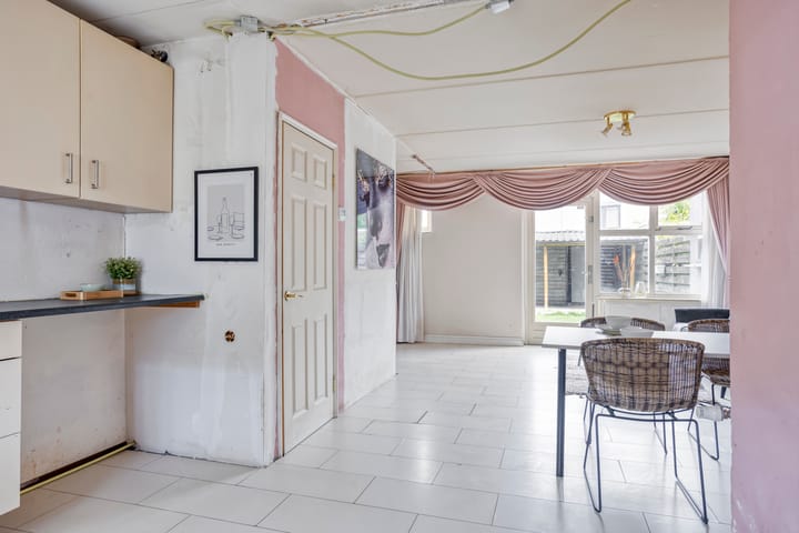 Photo 5 of Paulus Potterstraat 109