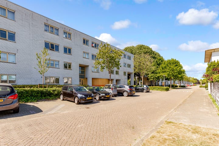 Foto 35 van Mandolinestraat 147