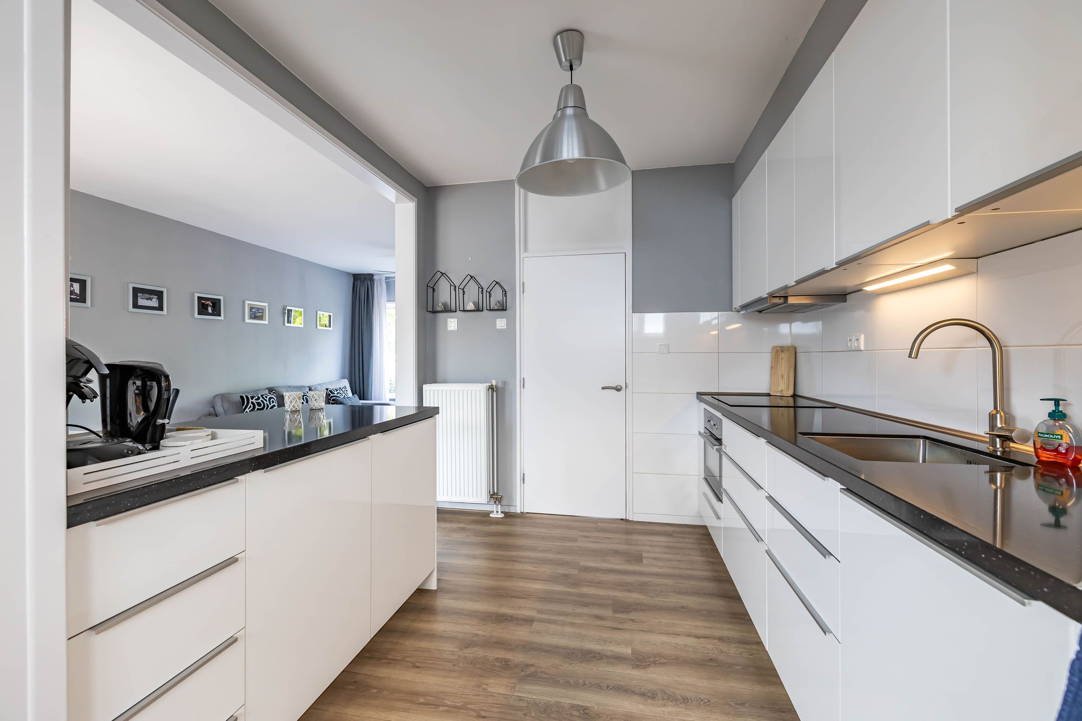 Photo 15 of Keucheniusstraat 28