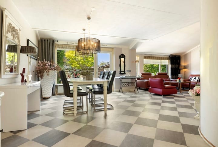 Foto 2 van Haya van Somerensingel 107