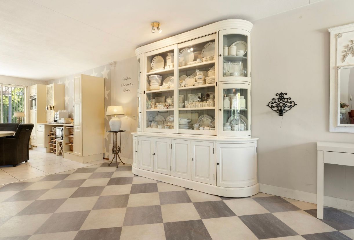 Photo 12 of Haya van Somerensingel 107