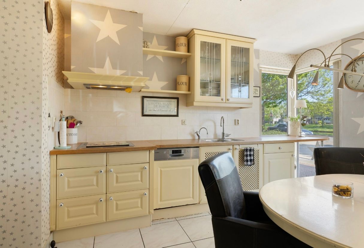 Photo 27 of Haya van Somerensingel 107