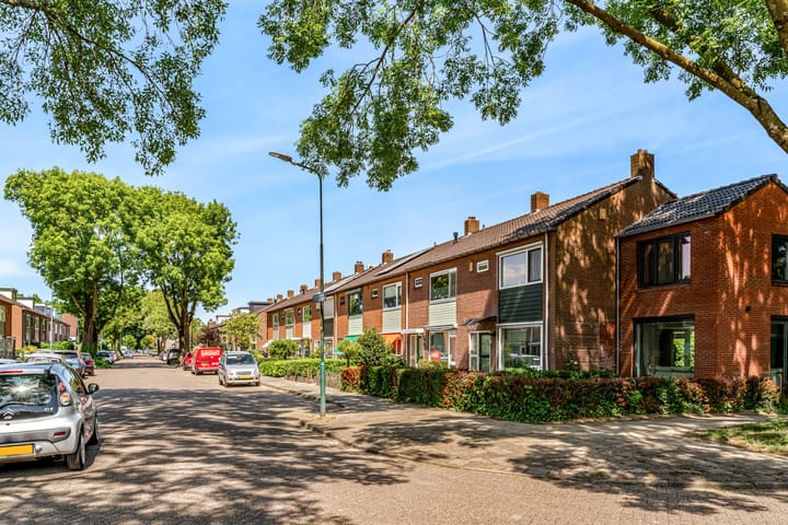 Foto 35 van Frederik van Eedenstraat 1