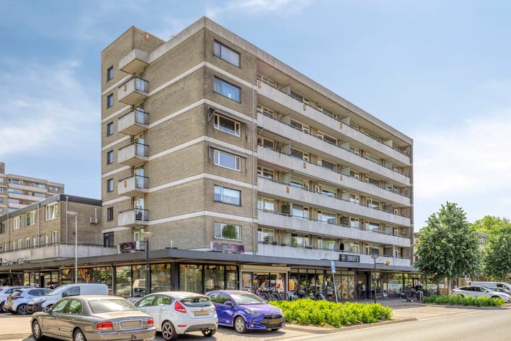 Photo 2 of Wijnpeerstraat 65