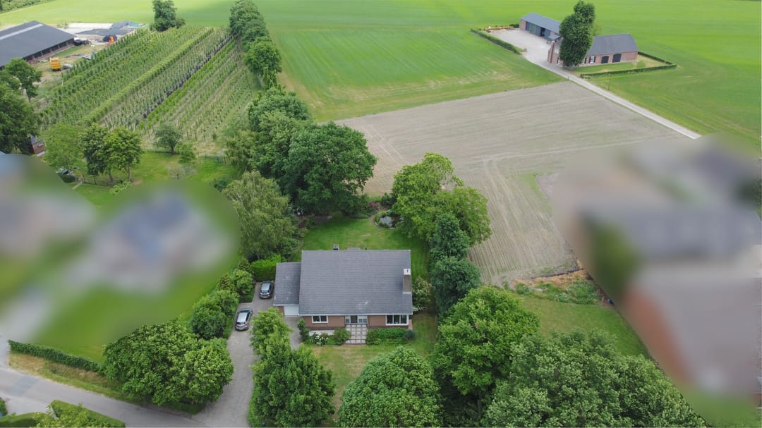 Foto 2 van Laag Spul 9