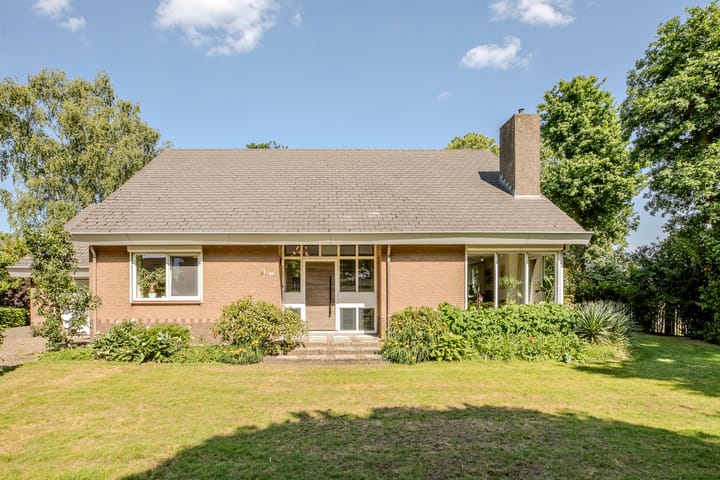 Foto 6 van Laag Spul 9