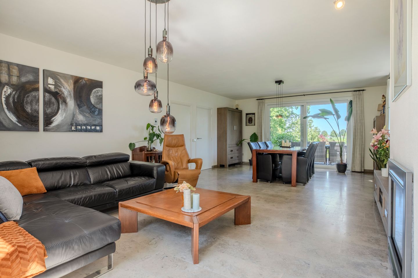 Foto 10 van Laag Spul 9