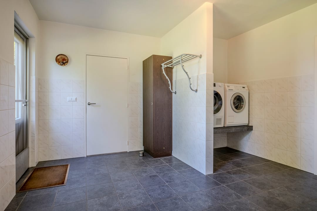 Foto 17 van Laag Spul 9