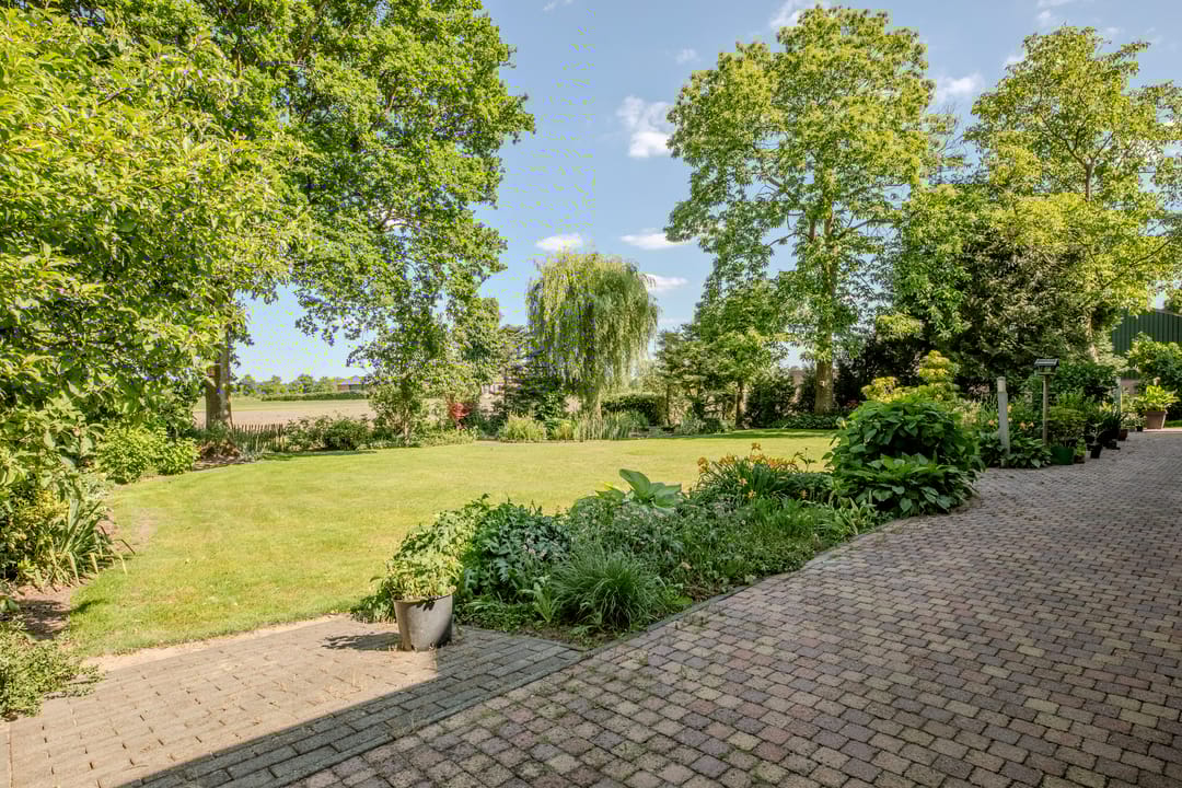 Foto 46 van Laag Spul 9