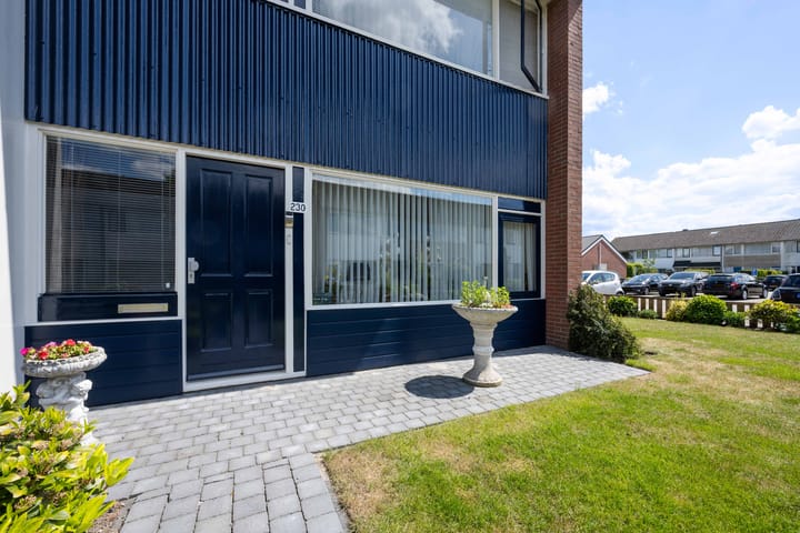 Foto 2 van Voeghoutenstraat 230