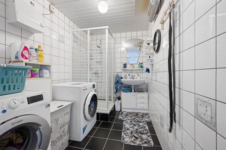 Foto 24 van Voeghoutenstraat 230