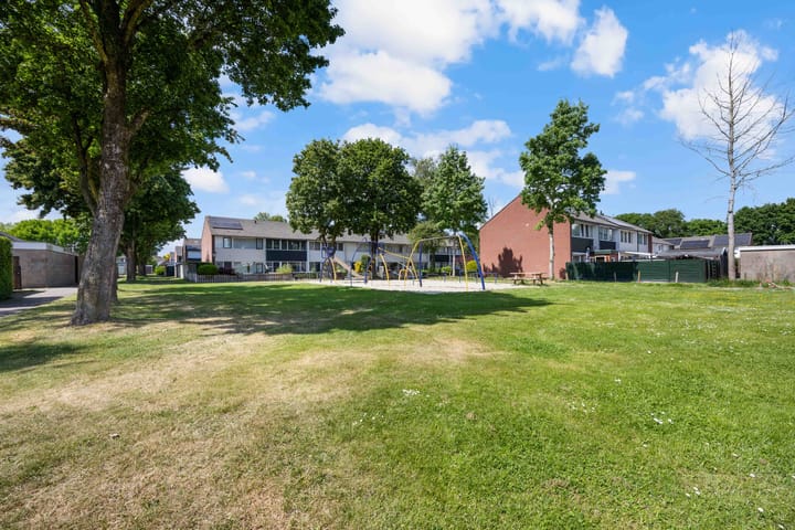 Foto 30 van Voeghoutenstraat 230