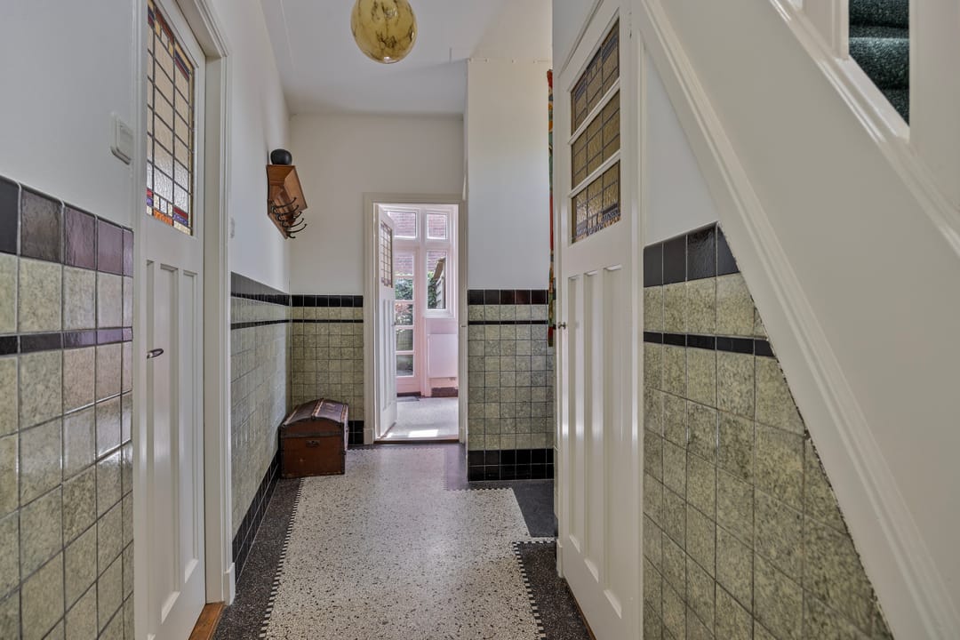 Photo 8 of Van der Waalsstraat 2