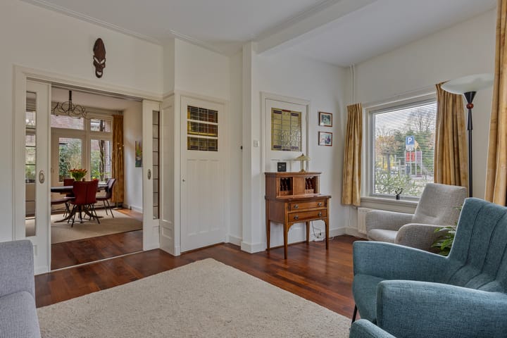 Foto 12 van Van der Waalsstraat 2