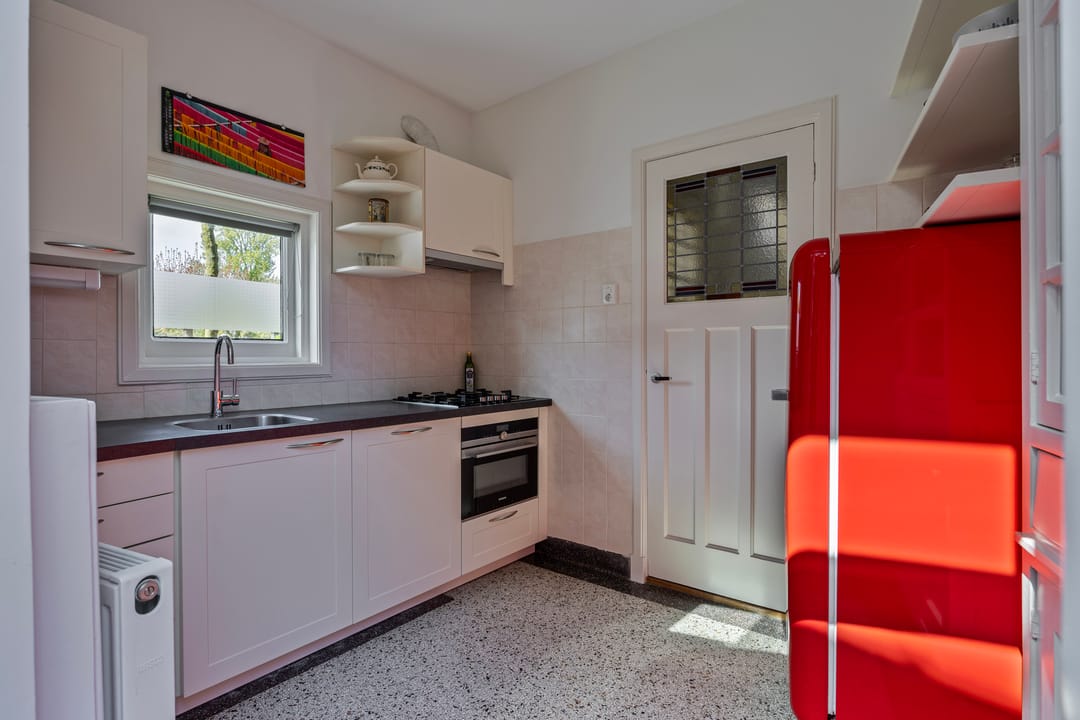 Photo 16 of Van der Waalsstraat 2