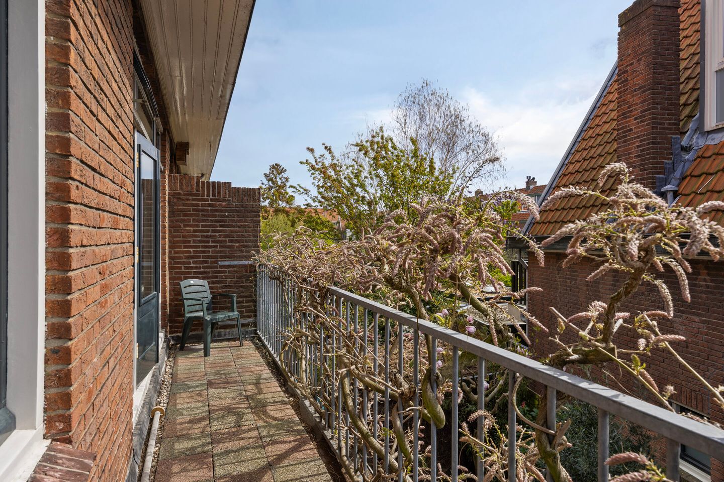 Photo 34 of Van der Waalsstraat 2