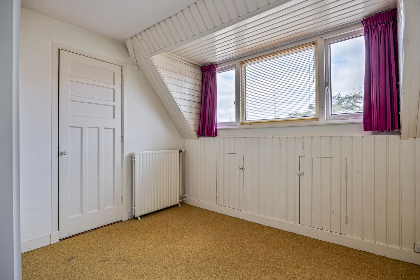 Photo 44 of Van der Waalsstraat 2