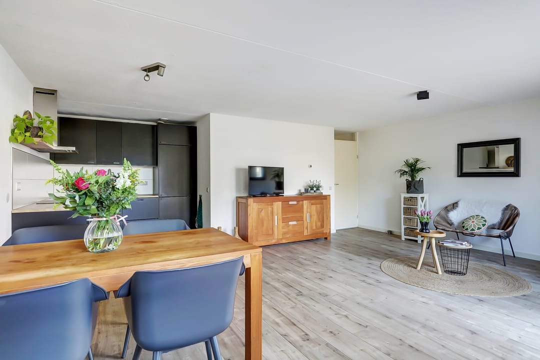 Photo 13 of Waterlelie 71