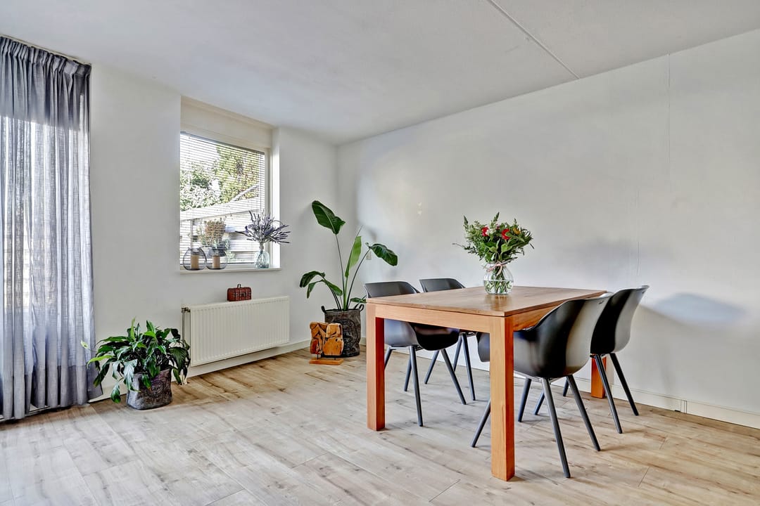 Photo 16 of Waterlelie 71