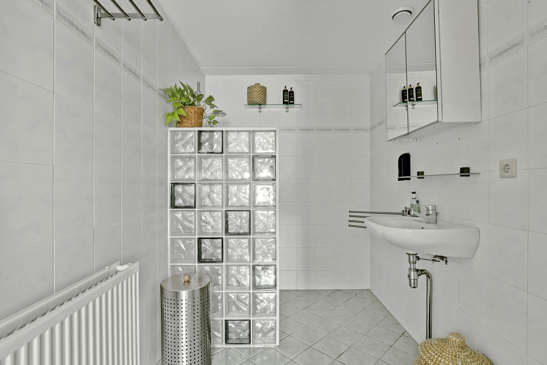 Photo 28 of Waterlelie 71