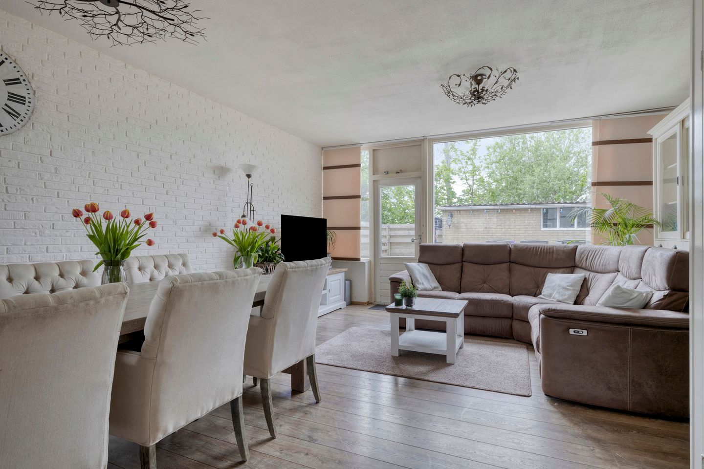 Foto 4 van de Roos 24