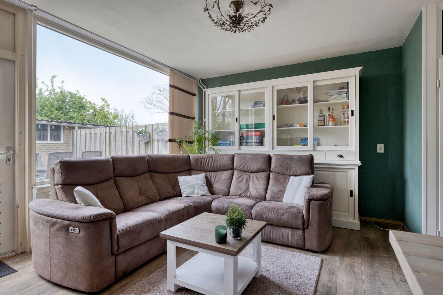 Foto 5 van de Roos 24