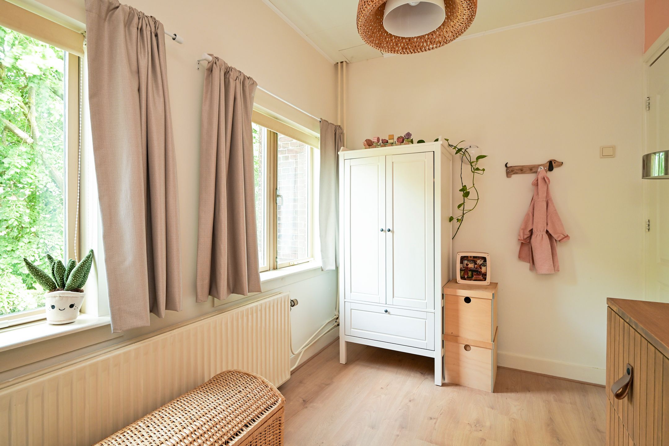 Foto 27 van Caan van Necklaan 288