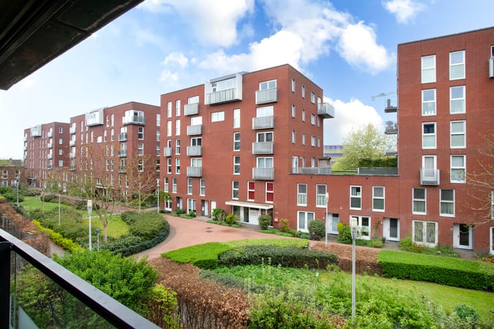 Foto 34 van Voorsterbeeklaan 124