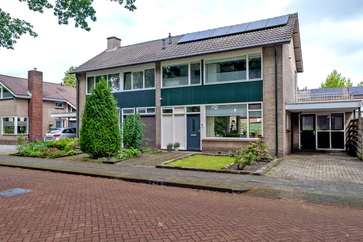 Zwaluwlaan 10