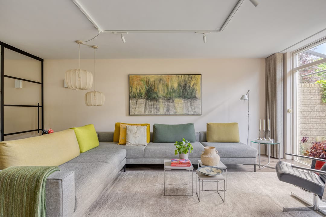 Photo 2 of Henriette Ronnerstraat 43