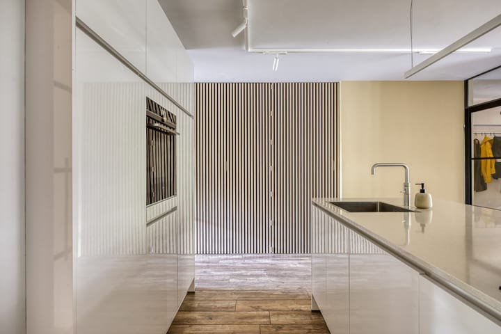 Photo 15 of Henriette Ronnerstraat 43