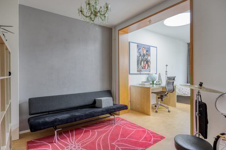 Photo 32 of Henriette Ronnerstraat 43