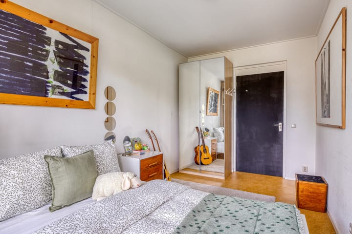 Photo 36 of Henriette Ronnerstraat 43