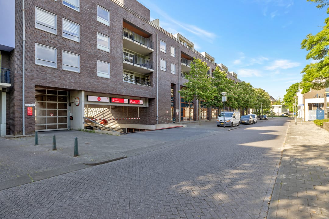 Foto 1 van Middellaan 140