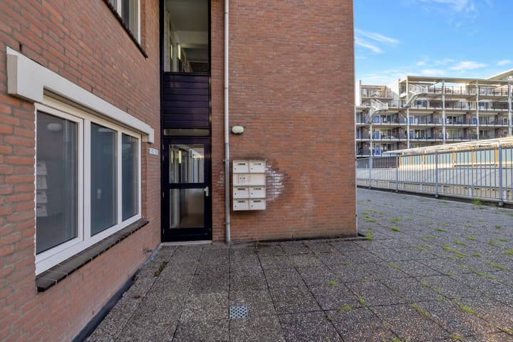 Foto 5 van Middellaan 140