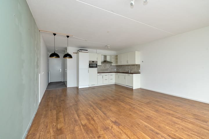 Foto 12 van Middellaan 140