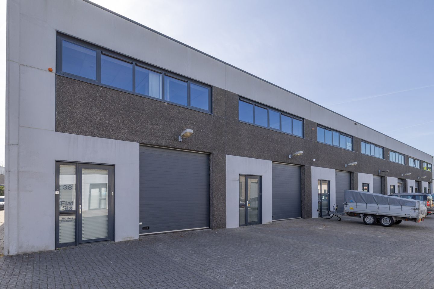 Bekijk foto 1 van Eemmeerlaan 36