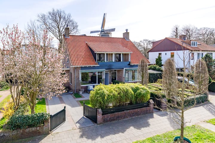 Bosbeeklaan 11