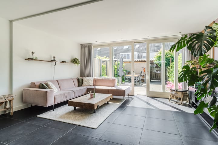 Foto 6 van Meester van Boemellaan 10